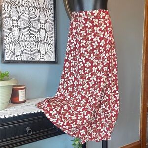 Vintage 80’s Women's Floral Red Midi Skirt with White Blossom Print